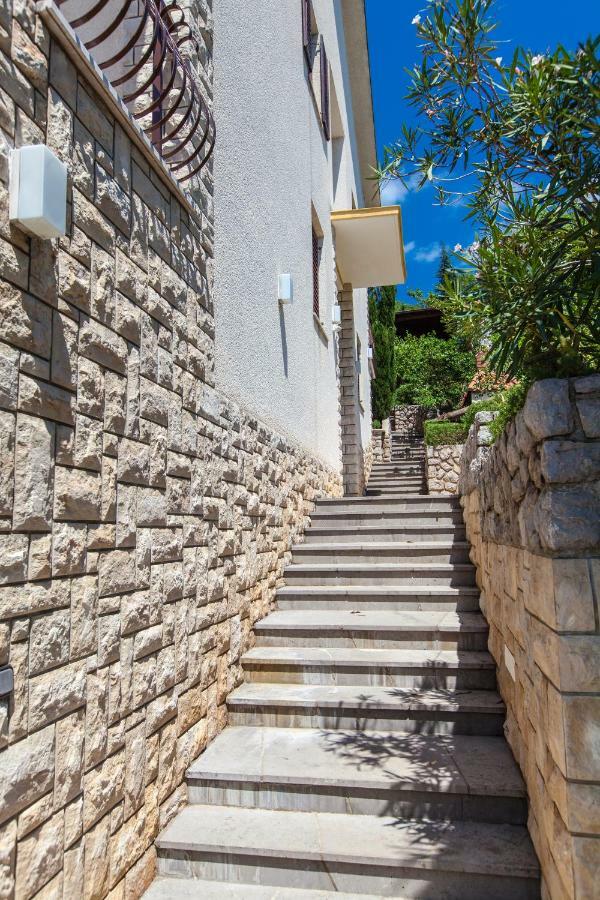 Villa Lesic Dramalj Extérieur photo